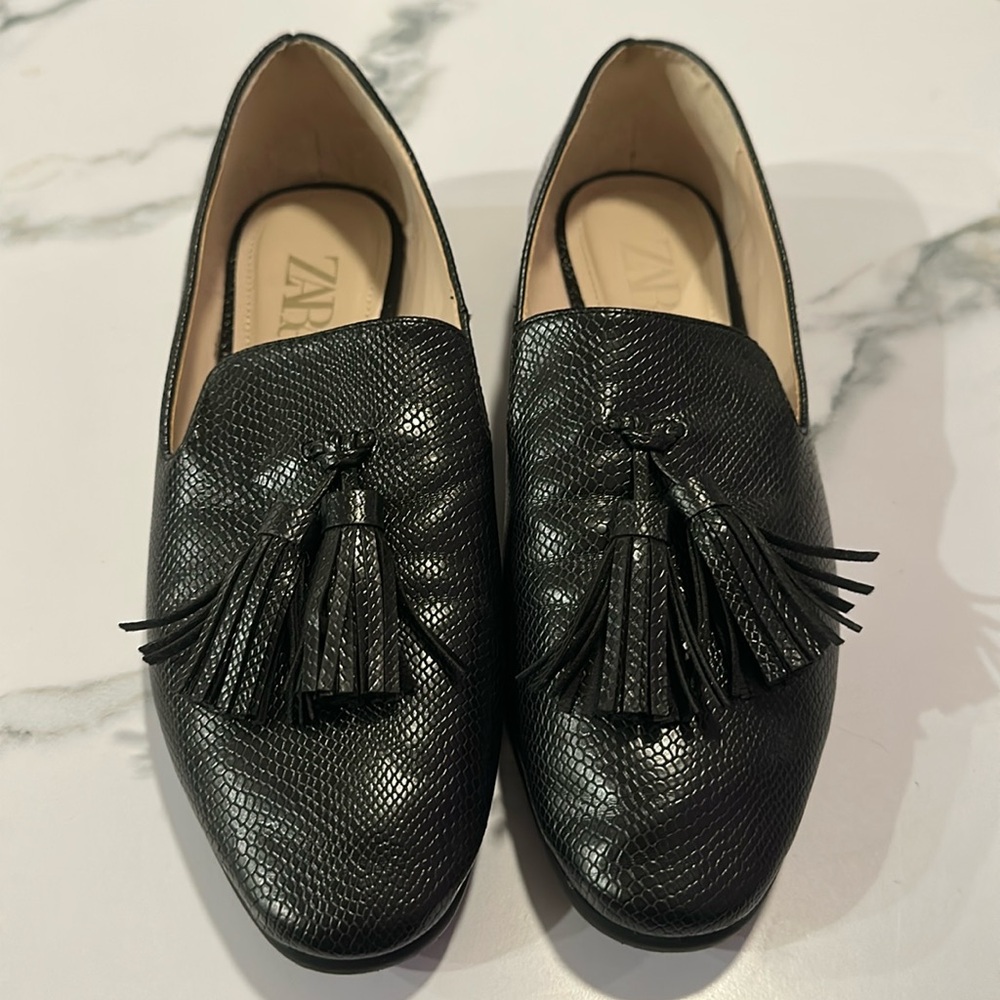 Zara Black Tassel Loafers for Women